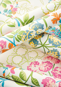 Thibaut Spring Garden Wallpaper (Double Roll)