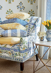 Ceylon Indian Flower Wallpaper (Double Roll)