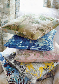 Heritage Lincoln Toile Wallpaper (Double Roll)