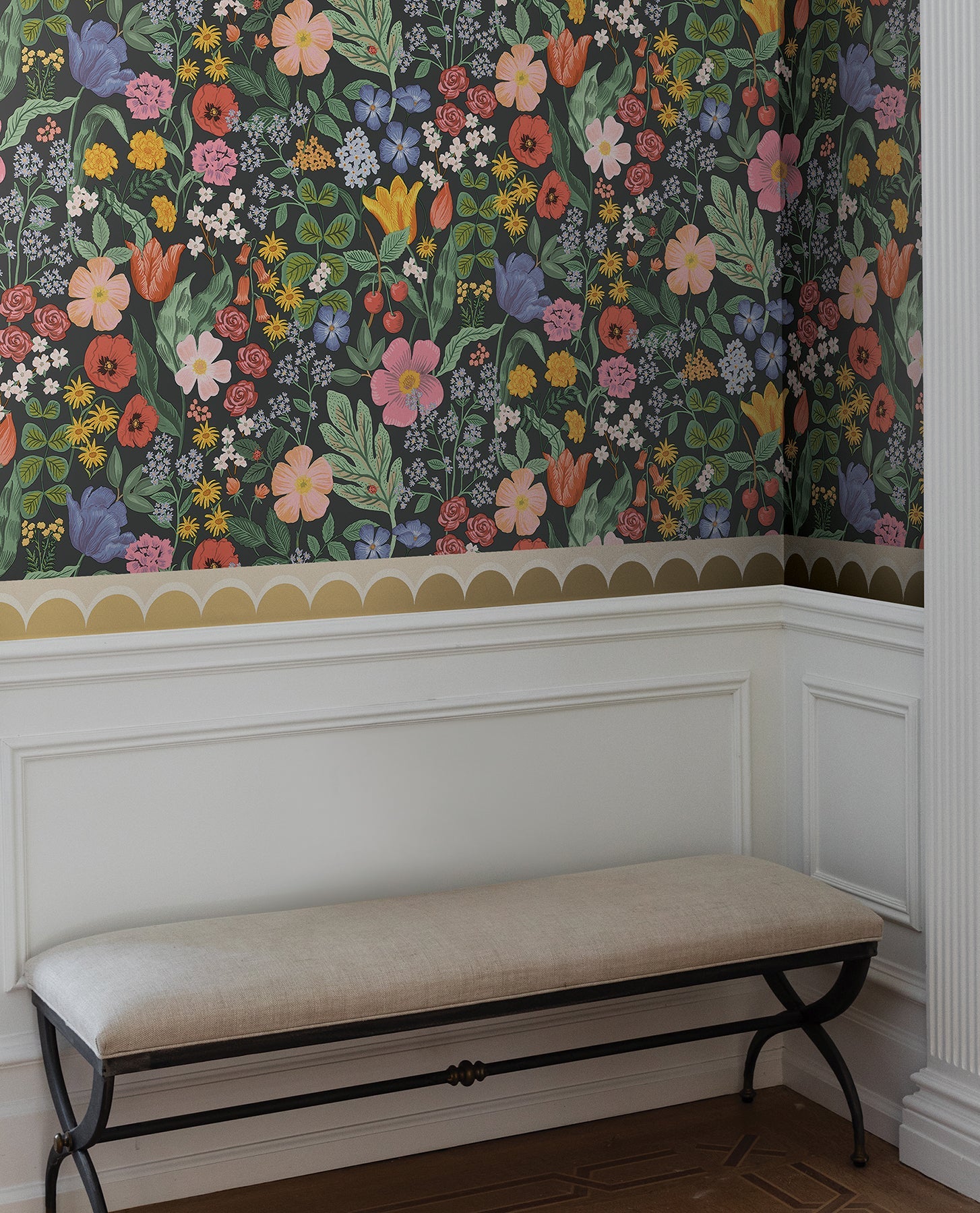 Scallop Wallpaper Trim